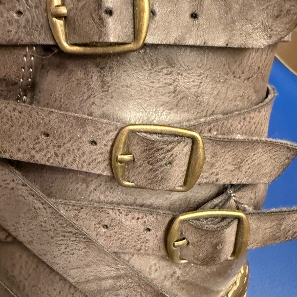 Stylish Tan Ankle Boots Sz 10 - Picture 5 of 6